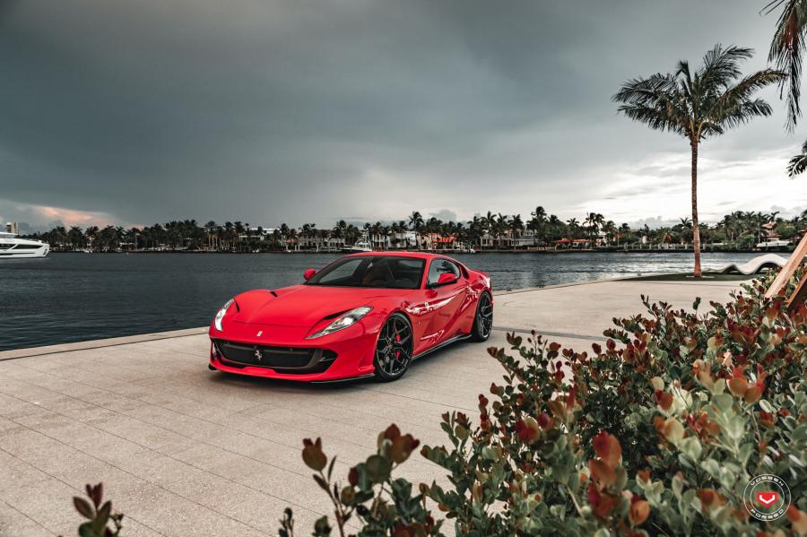  Ferrari 812 Superfast by Novitec Rosso on Vossen Wheels (EVO-4) 2020 года  (фото 21 из 40)
